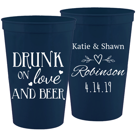 Wedding - Drunk On Love And Beer Heart Leaves - 16 oz Plastic Cups 058